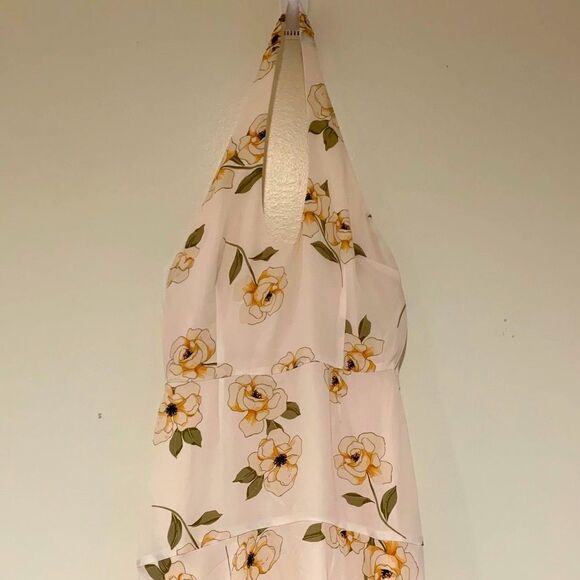 BB Dakota That’s so Blossom Halter Dress NWT - Picture 4 of 4